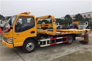 周家渡哪里有拖车服务